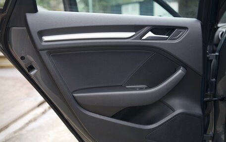 Audi A3, 2019 год, 2 420 000 рублей, 35 фотография