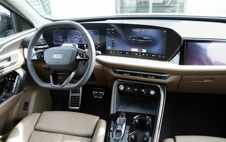 Audi Q5, 2025 год, 7 400 000 рублей, 13 фотография