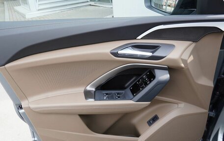 Audi Q5, 2025 год, 7 400 000 рублей, 15 фотография