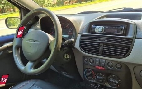 Fiat Punto III Punto Evo рестайлинг, 2001 год, 200 000 рублей, 1 фотография