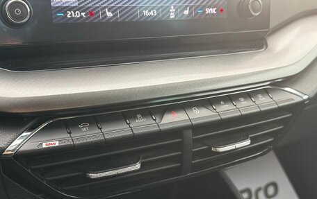 Skoda Octavia IV, 2020 год, 2 230 000 рублей, 15 фотография