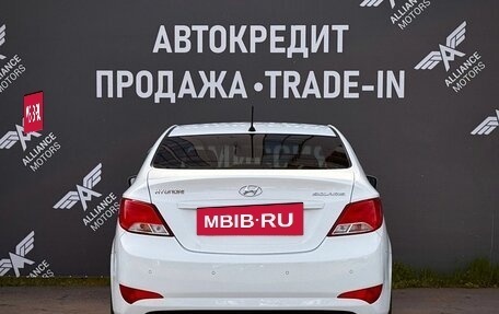 Hyundai Solaris II рестайлинг, 2015 год, 985 000 рублей, 6 фотография