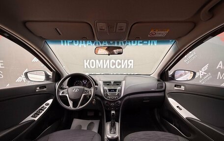 Hyundai Solaris II рестайлинг, 2015 год, 985 000 рублей, 13 фотография