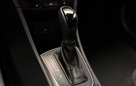 Hyundai Solaris II рестайлинг, 2015 год, 985 000 рублей, 22 фотография