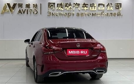 Mercedes-Benz A-Класс, 2022 год, 2 300 000 рублей, 7 фотография