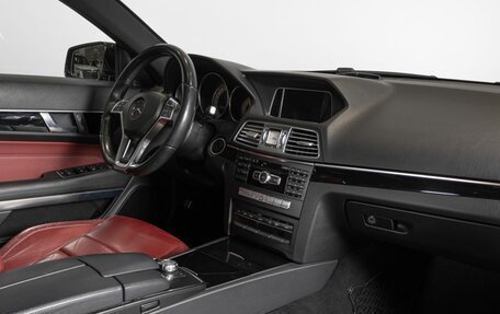 Mercedes-Benz E-Класс, 2015 год, 2 500 000 рублей, 7 фотография