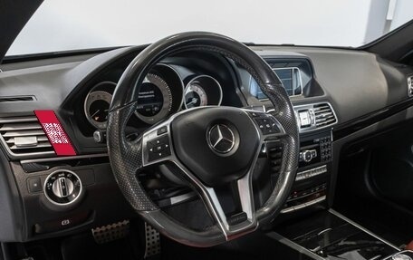 Mercedes-Benz E-Класс, 2015 год, 2 500 000 рублей, 5 фотография