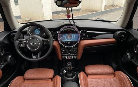 MINI Hatch, 2021 год, 1 690 777 рублей, 9 фотография