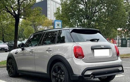 MINI Hatch, 2023 год, 1 959 777 рублей, 6 фотография