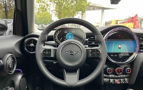 MINI Hatch, 2023 год, 1 959 777 рублей, 9 фотография