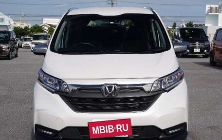 Honda Freed II, 2021 год, 1 289 000 рублей, 2 фотография