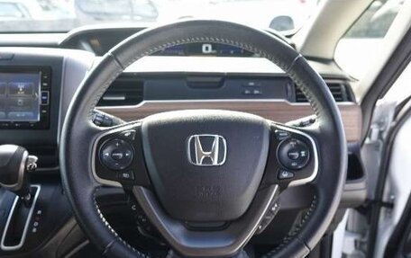 Honda Freed II, 2021 год, 1 289 000 рублей, 10 фотография