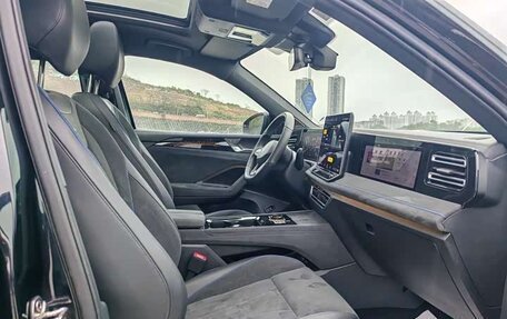 Volkswagen Tiguan, 2025 год, 4 245 750 рублей, 12 фотография