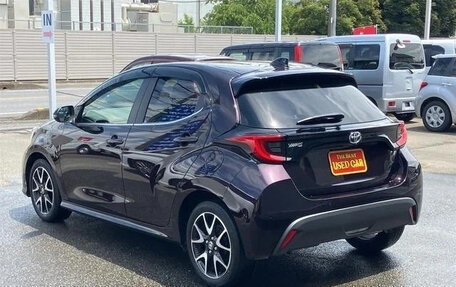 Toyota Yaris, 2022 год, 1 255 123 рублей, 6 фотография