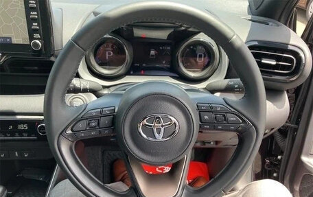 Toyota Yaris, 2022 год, 1 255 123 рублей, 18 фотография