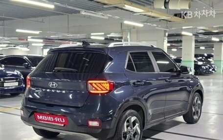 Hyundai Venue I, 2022 год, 1 559 950 рублей, 8 фотография