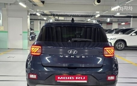 Hyundai Venue I, 2022 год, 1 559 950 рублей, 7 фотография