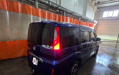 Honda Stepwgn IV, 2016 год, 1 550 000 рублей, 3 фотография