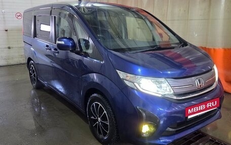 Honda Stepwgn IV, 2016 год, 1 550 000 рублей, 2 фотография