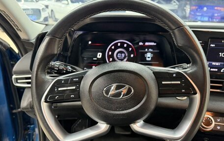 Hyundai Elantra, 2022 год, 1 400 000 рублей, 11 фотография