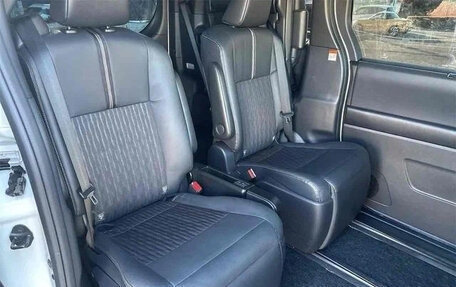 Toyota Noah III, 2021 год, 1 821 027 рублей, 22 фотография