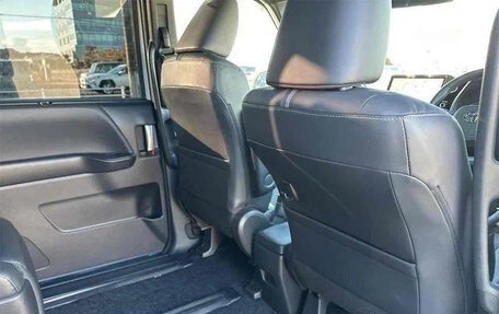 Toyota Noah III, 2021 год, 1 821 027 рублей, 21 фотография