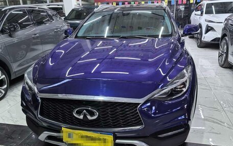 Infiniti QX30, 2018 год, 1 720 000 рублей, 2 фотография