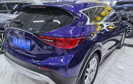 Infiniti QX30, 2018 год, 1 720 000 рублей, 5 фотография