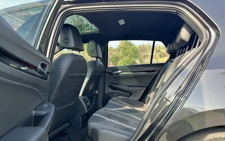 Volkswagen Golf VIII, 2022 год, 1 620 005 рублей, 10 фотография