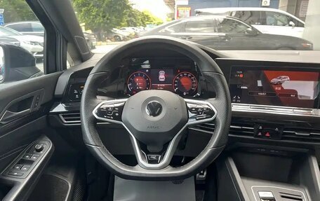 Volkswagen Golf VIII, 2022 год, 1 620 005 рублей, 6 фотография