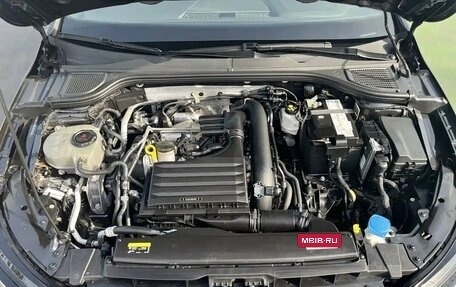 Volkswagen Golf VIII, 2022 год, 1 620 005 рублей, 12 фотография