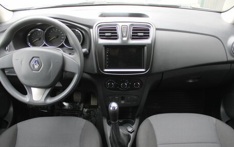 Renault Logan II, 2018 год, 845 000 рублей, 9 фотография