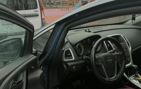 Opel Astra J, 2014 год, 1 400 000 рублей, 9 фотография