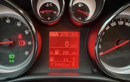 Opel Astra J, 2014 год, 1 400 000 рублей, 11 фотография