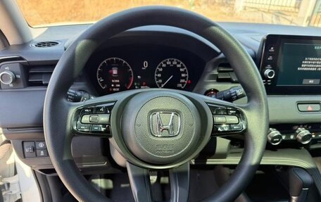 Honda Vezel, 2023 год, 1 900 000 рублей, 7 фотография