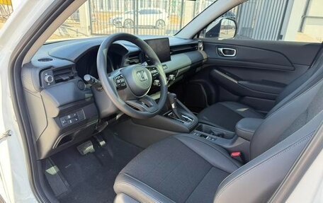 Honda Vezel, 2023 год, 1 900 000 рублей, 8 фотография