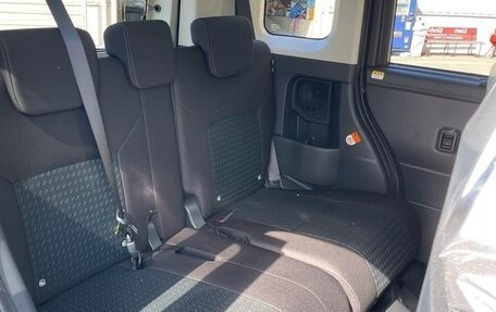 Toyota Roomy I, 2023 год, 1 055 123 рублей, 15 фотография