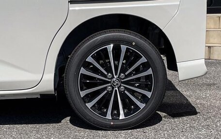 Toyota Roomy I, 2023 год, 1 055 123 рублей, 13 фотография