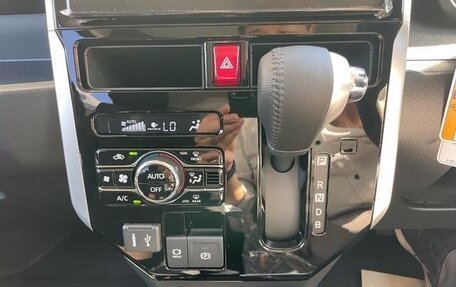 Toyota Roomy I, 2023 год, 1 055 123 рублей, 21 фотография