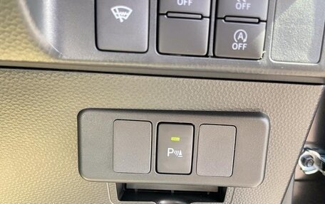 Toyota Roomy I, 2023 год, 1 055 123 рублей, 23 фотография