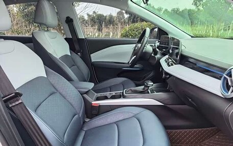 Chevrolet Monza, 2025 год, 1 500 000 рублей, 9 фотография
