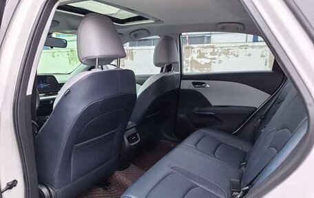 Chevrolet Monza, 2025 год, 1 500 000 рублей, 10 фотография