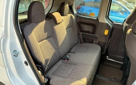 Toyota Spade, 2014 год, 800 999 рублей, 12 фотография