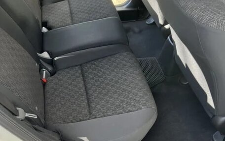 Honda Fit III, 2014 год, 820 000 рублей, 11 фотография