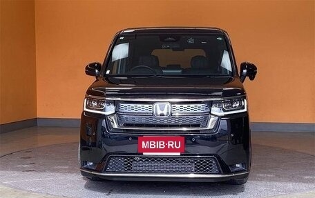 Honda Stepwgn, 2022 год, 1 920 005 рублей, 2 фотография