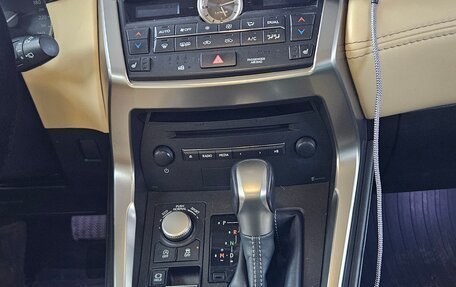 Lexus NX I, 2015 год, 2 100 000 рублей, 12 фотография