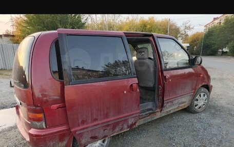 Nissan Serena I, 1994 год, 150 000 рублей, 8 фотография