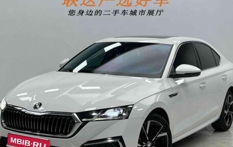 Skoda Octavia IV, 2023 год, 2 200 000 рублей, 1 фотография