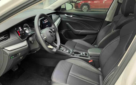 Skoda Octavia IV, 2023 год, 2 200 000 рублей, 11 фотография