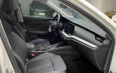 Skoda Octavia IV, 2023 год, 2 200 000 рублей, 13 фотография